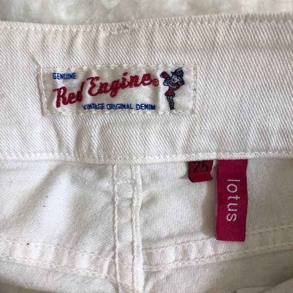 Red Engine White Capri Jean - Picture 4 of 7